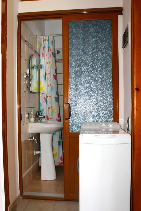 Albi'S Apartment Sarande Exterior photo