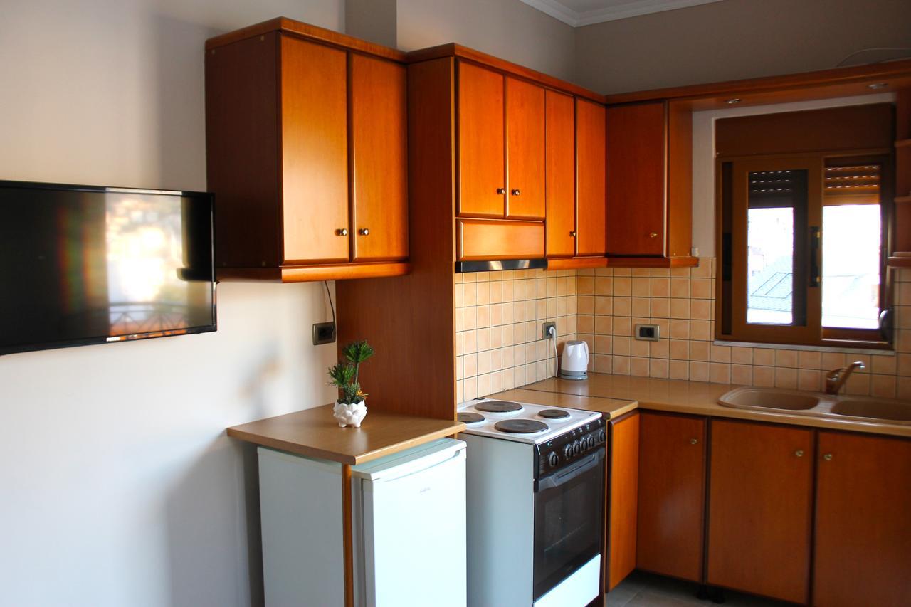Albi'S Apartment Sarande Exterior photo